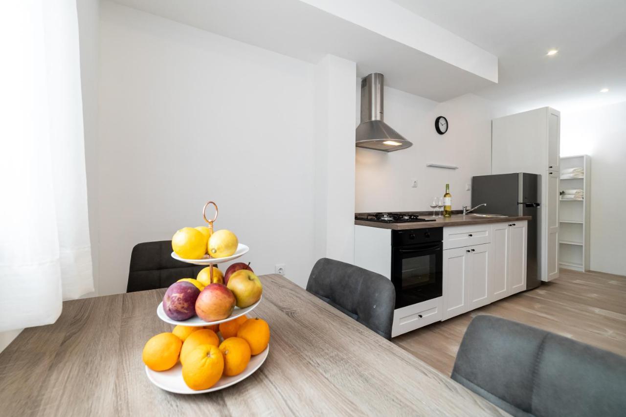 Apartment Odiseja 자다르 외부 사진