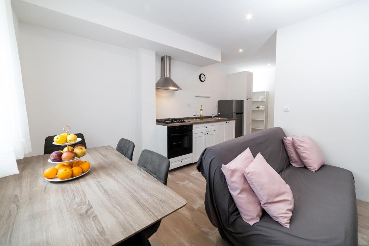 Apartment Odiseja 자다르 외부 사진